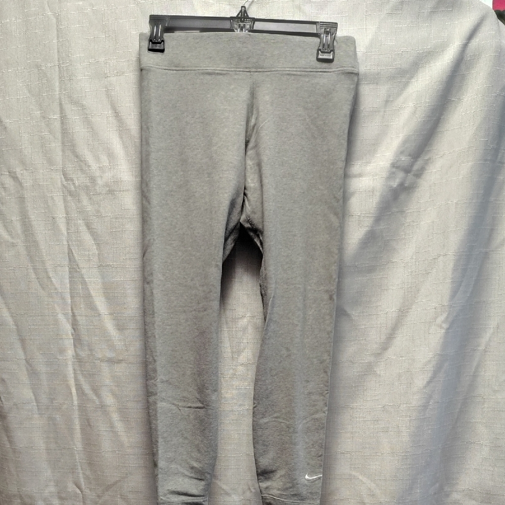 Nike Kids Medium